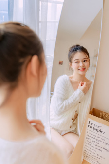翁虹任达华